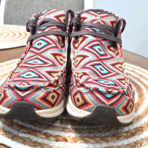 Ariat Spitfire Womans Tribal Style Shoe, Size 11B - Picture 3 of 10